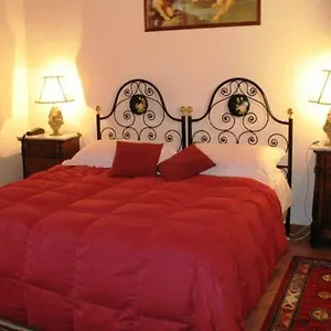 residenza-la-torricella.it-tuscanyhotel.com/