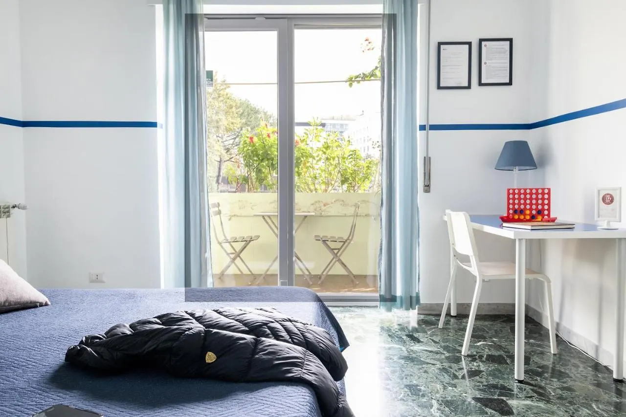 Take It Easy Roma Guest House